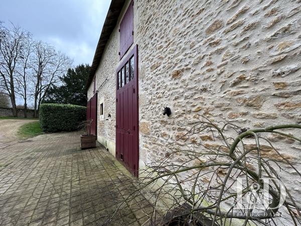 Très beau château proche de Poitiers