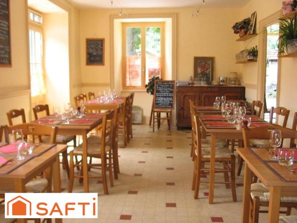 ANCIEN COMMERCE 230m², espace de vie 90 m2, terrain +700m²