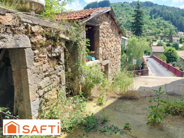 ANCIEN COMMERCE 230m², espace de vie 90 m2, terrain +700m²