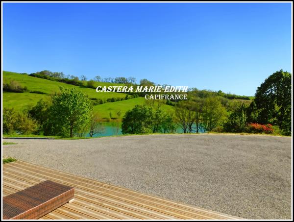 DOMAINE - HAMEAU - MANOIR AVEC TOURS + 2 MAISONS + LAC +33 pièces - MIRANDE à 7 MINUTES (32)Opportunité unique