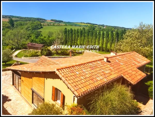 DOMAINE - HAMEAU - MANOIR AVEC TOURS + 2 MAISONS + LAC +33 pièces - MIRANDE à 7 MINUTES (32)Opportunité unique