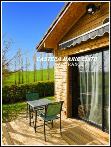 DOMAINE - HAMEAU - MANOIR AVEC TOURS + 2 MAISONS + LAC +33 pièces - MIRANDE à 7 MINUTES (32)Opportunité unique