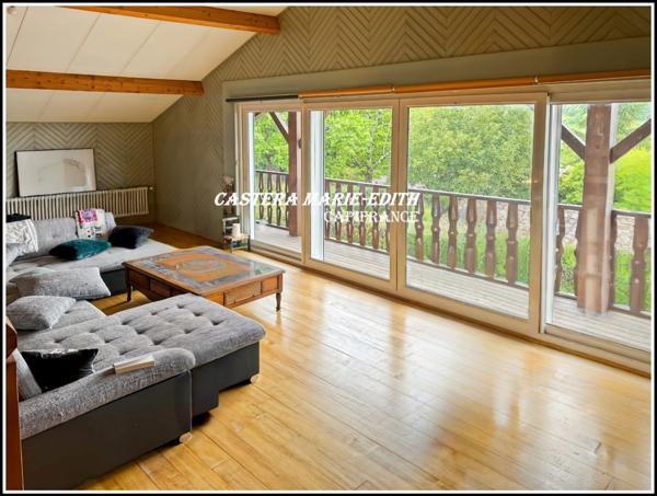 DOMAINE - HAMEAU - MANOIR AVEC TOURS + 2 MAISONS + LAC +33 pièces - MIRANDE à 7 MINUTES (32)Opportunité unique