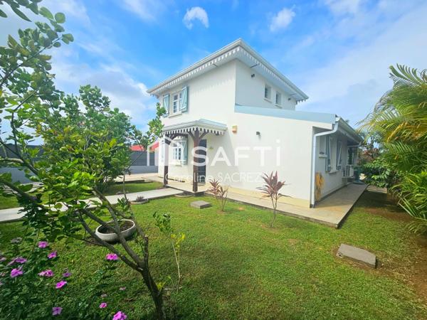 Maison familiale récente, sans travaux – Grande piscine & vaste terrasse – Saint-Esprit