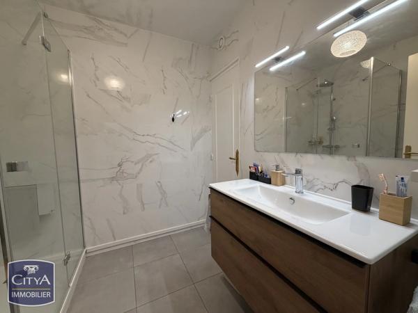 Appartement à vendre 4 pièces 85.61m² Rouen (76100)