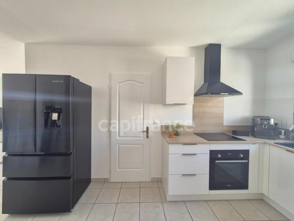 Maison à vendre 4 pièces LE GUA (17), trois chambres, garage. Jardin de 402m²