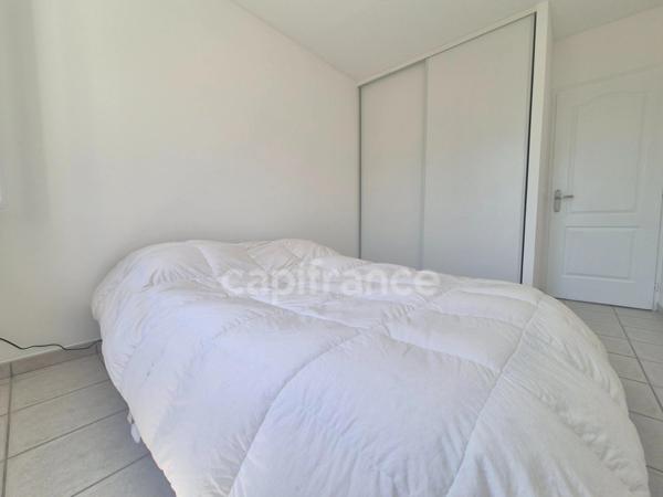 Maison à vendre 4 pièces LE GUA (17), trois chambres, garage. Jardin de 402m²