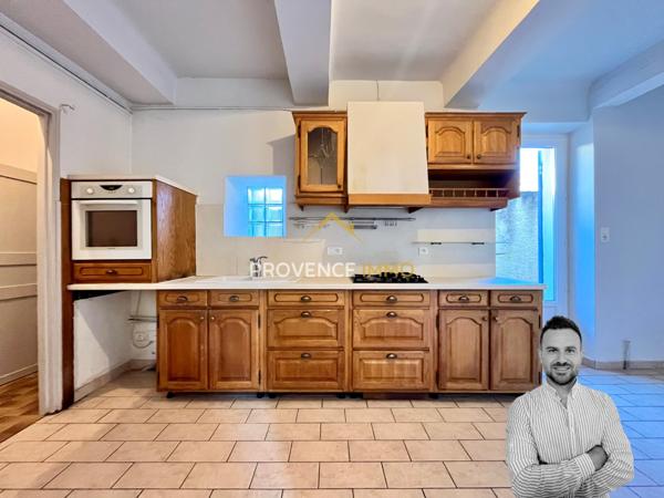 Salon-de-Provence (13300) Maison Type 5 - 136m² - Terrain de 320m²