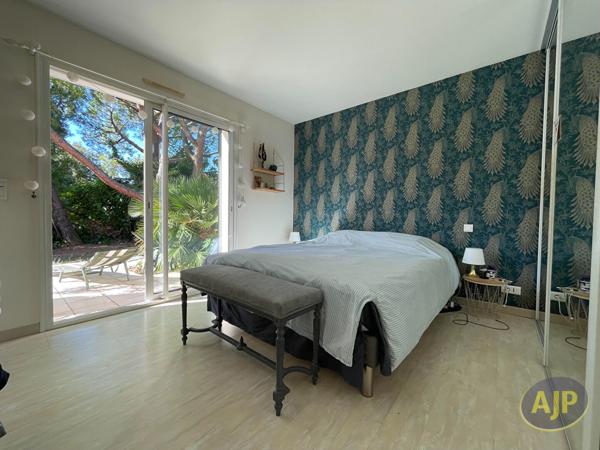 Maison à vendre Saintes - 4 pièces, 92m² avec 2 chambre(s) à 258 000€ - AJP Immobilier Saintes