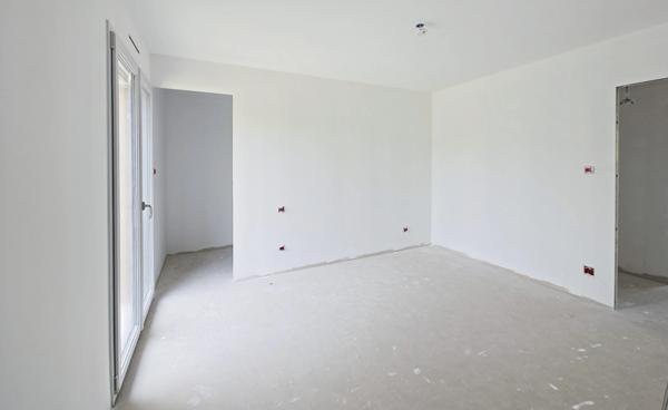 Proche de BEAUNE, à vendre VILLA de 6 pièces de 145 m² avec garage sur son terrain de 839 m².