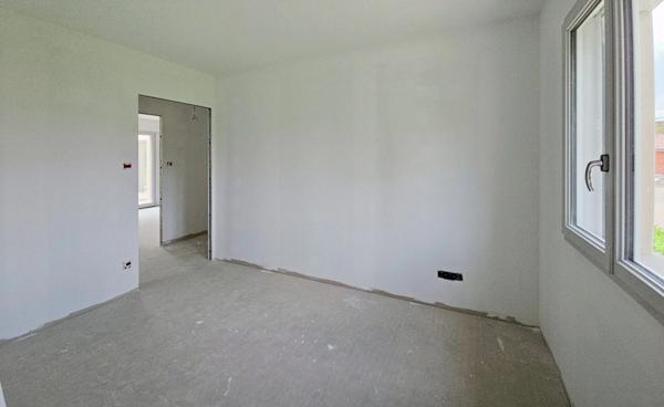 Proche de BEAUNE, à vendre VILLA de 6 pièces de 145 m² avec garage sur son terrain de 839 m².