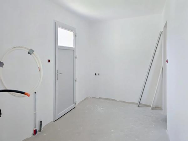 Proche de BEAUNE, à vendre VILLA de 6 pièces de 145 m² avec garage sur son terrain de 839 m².