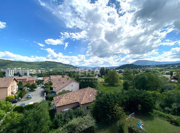 A vendre à GAP, T4  vue panoramique.