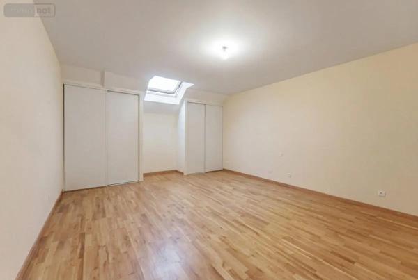 Achat - Maison Divonne-les-Bains 01220 11 pièces 661 m 2 31616 m 2