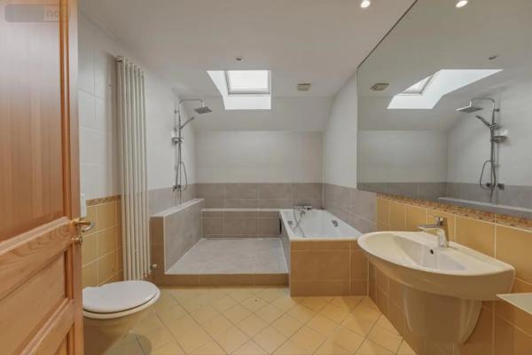 Achat - Maison Divonne-les-Bains 01220 11 pièces 661 m 2 31616 m 2
