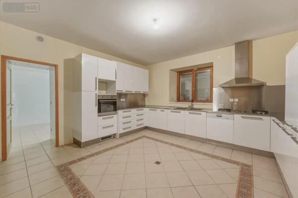 Achat - Maison Divonne-les-Bains 01220 11 pièces 661 m 2 31616 m 2