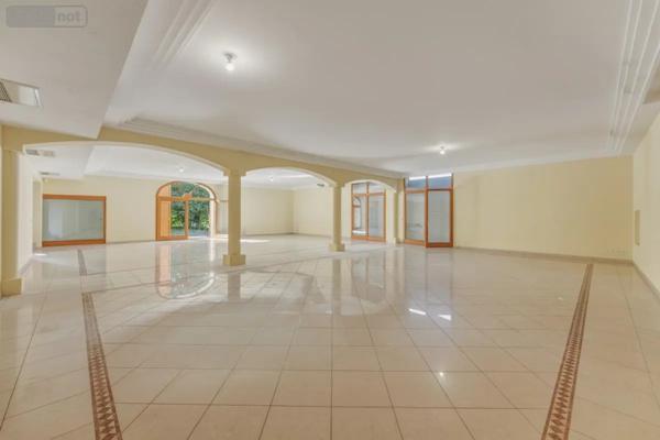 Achat - Maison Divonne-les-Bains 01220 11 pièces 661 m 2 31616 m 2