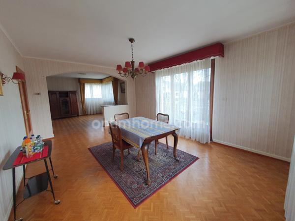 Maison de plain pied de 6 pièces – 143 m² située à Reichstett .
