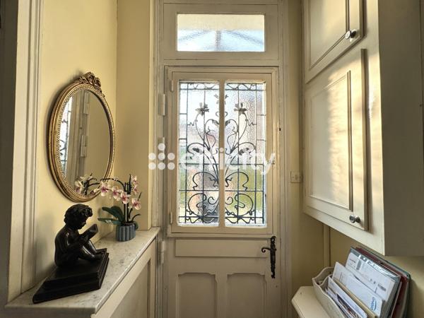Maison
         4 pièces
        - 60 m² 469 000 € *