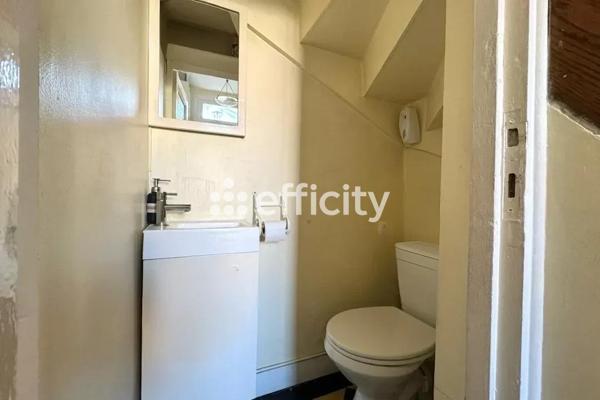 Maison
         4 pièces
        - 60 m² 469 000 € *