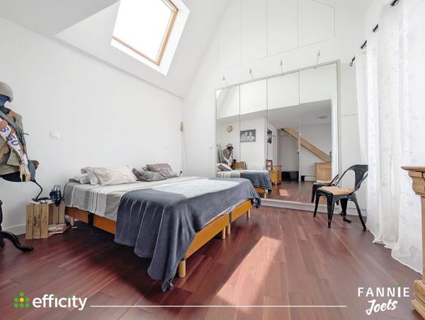 Appartement
         6 pièces
        - 122 m² Exclusivité 395 000 € *