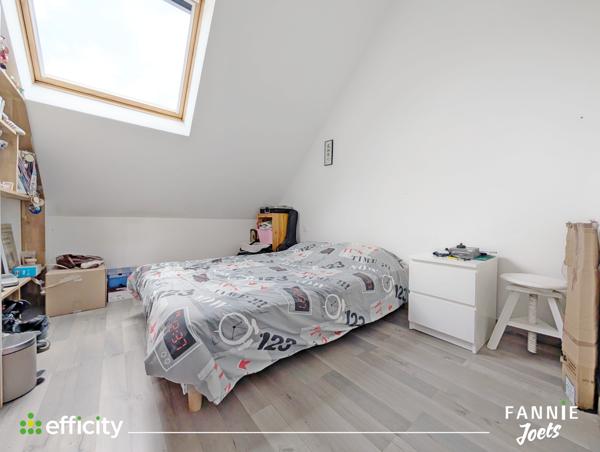 Appartement
         6 pièces
        - 122 m² Exclusivité 395 000 € *