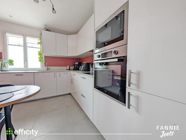 Appartement
         6 pièces
        - 122 m² Exclusivité 395 000 € *