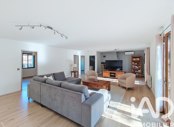 Maison à vendre 6 pièces 136 m² Entraigues-sur-la-Sorgue