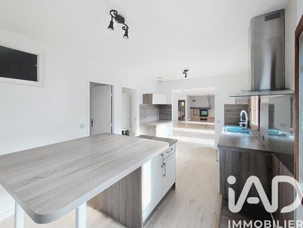 Maison à vendre 6 pièces 136 m² Entraigues-sur-la-Sorgue
