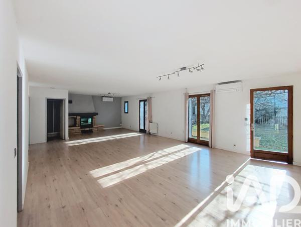 Maison à vendre 6 pièces 136 m² Entraigues-sur-la-Sorgue