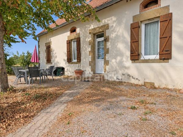 Maison à vendre 5 pièces LE THEIL (03)