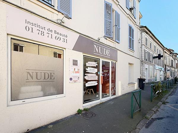 Fonds de commerce situé dans le centre ville de Nanteuil les Meaux - sur axe routier passant - 70 m²