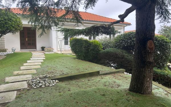 Maison à vendre    4 pièces •  La Rochelle