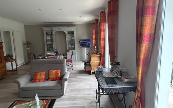 Maison à vendre    4 pièces •  La Rochelle