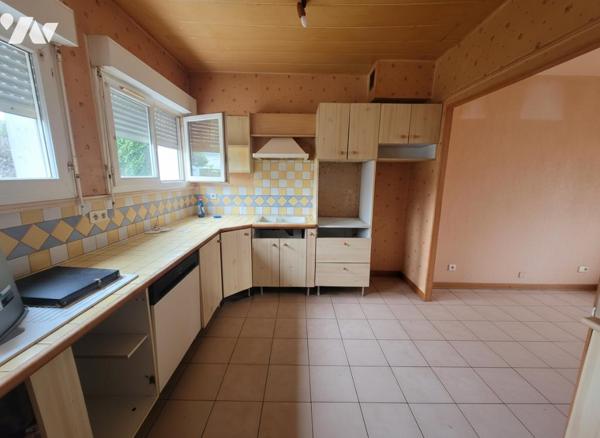 CHÂTEAU-RENAULT (37110) – Maison 3 chambres avec jardin et véranda