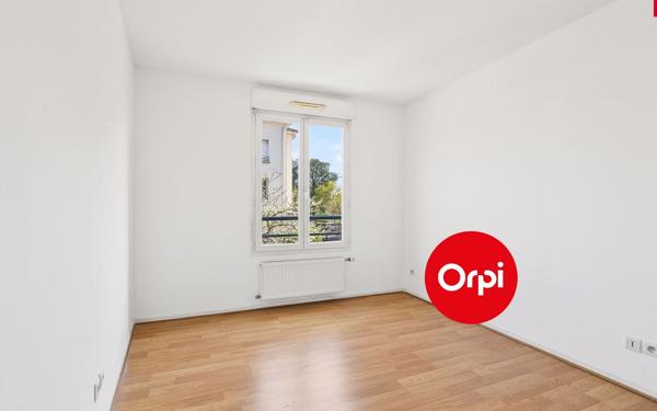 Appartement à vendre    3 pièces • 70 m2 Saint-Priest