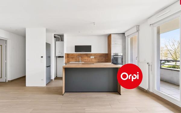 Appartement à vendre    3 pièces • 70 m2 Saint-Priest