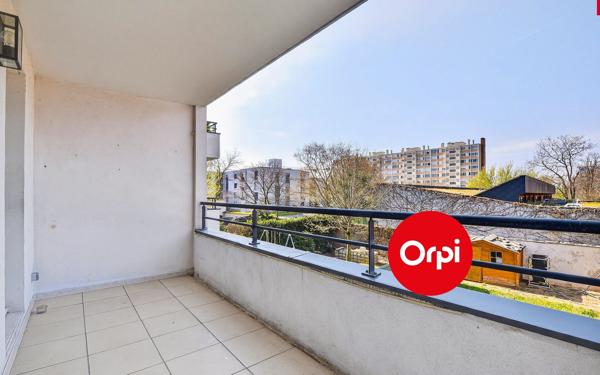 Appartement à vendre    3 pièces • 70 m2 Saint-Priest