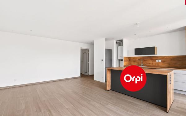 Appartement à vendre    3 pièces • 70 m2 Saint-Priest