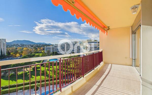 Appartement à vendre    4 pièces • 98 m2 Mandelieu-la-Napoule