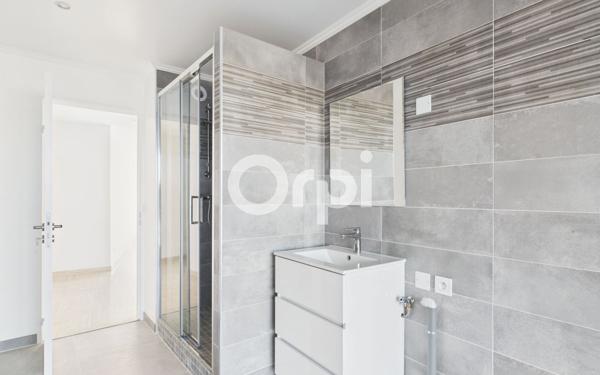 Appartement à vendre    4 pièces • 98 m2 Mandelieu-la-Napoule