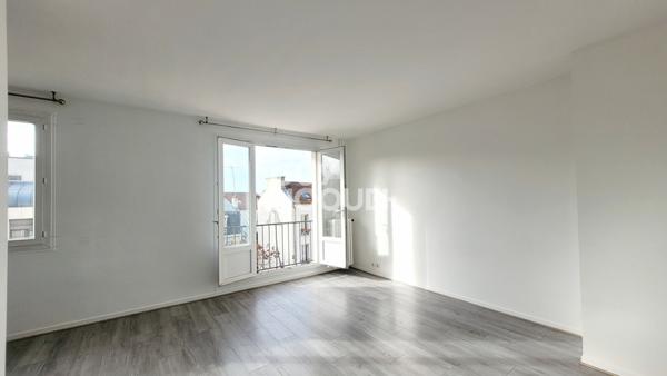 BOIS COLOMBES, MAIRIE/ 3 P. 57,50 m² avec BALCON