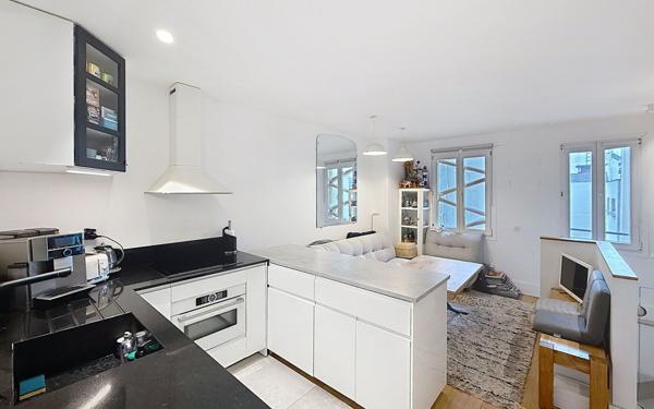 Appartement à vendre    3 pièces • 60,33 m2 Paris 13