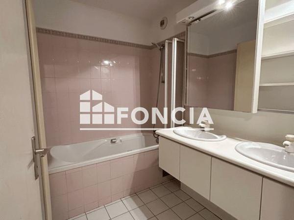 À vendre Appartement 4 pièces 120 m² - Ferney-voltaire 01210