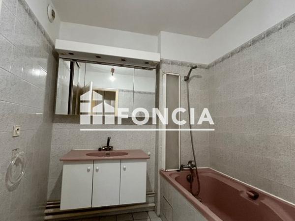 À vendre Appartement 4 pièces 120 m² - Ferney-voltaire 01210