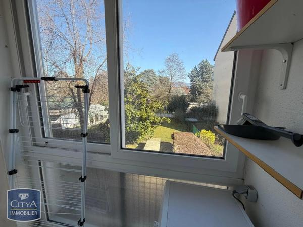 Appartement à louer 3 pièces 56.5m² Annemasse (74100)