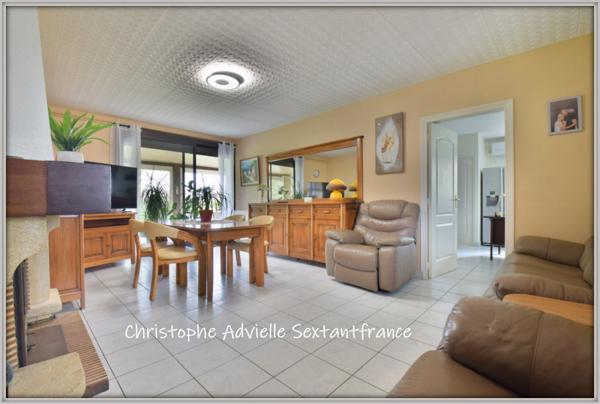 2 maisons et grandes dépendances sur magnifique parc , prairies et grand étang