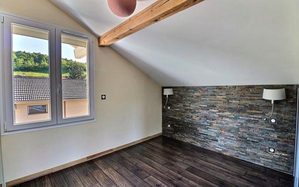 Appartement à louer    3 pièces • 56,05 m2 Saint-Pierre-en-Faucigny