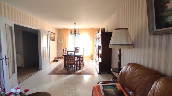 Maison 6 pièces à vendre Châtellerault - 86100 / Réf: 11927