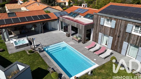 Maison à vendre 10 pièces 224 m² Vertou